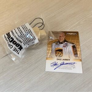 Dale Jarrett Fan Club Lot Signed Card & Vintage Kooclip NASCAR Collectible